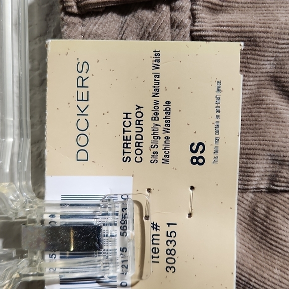 Dockers Pants Womens Size 8 Short Stretch Corduroy Tan New - Picture 2 of 8